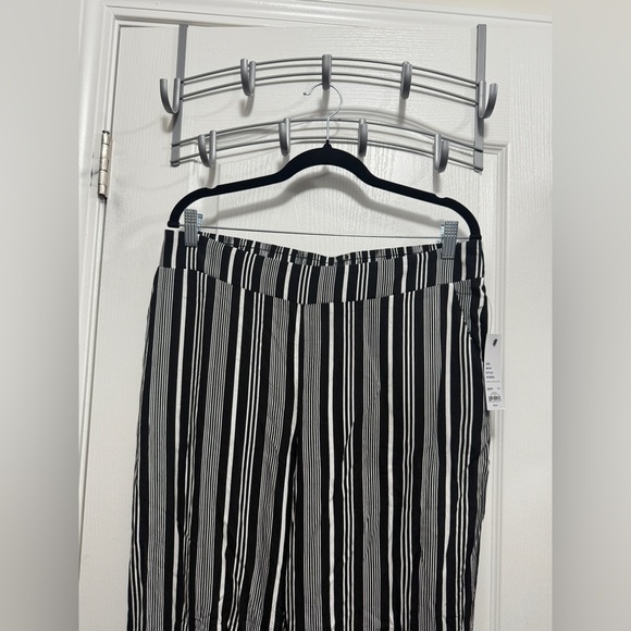 Apt. 9 wide leg Pants Women’s L Black White Beach Resort‎ High Rise Lightweight - Picture 3 of 16